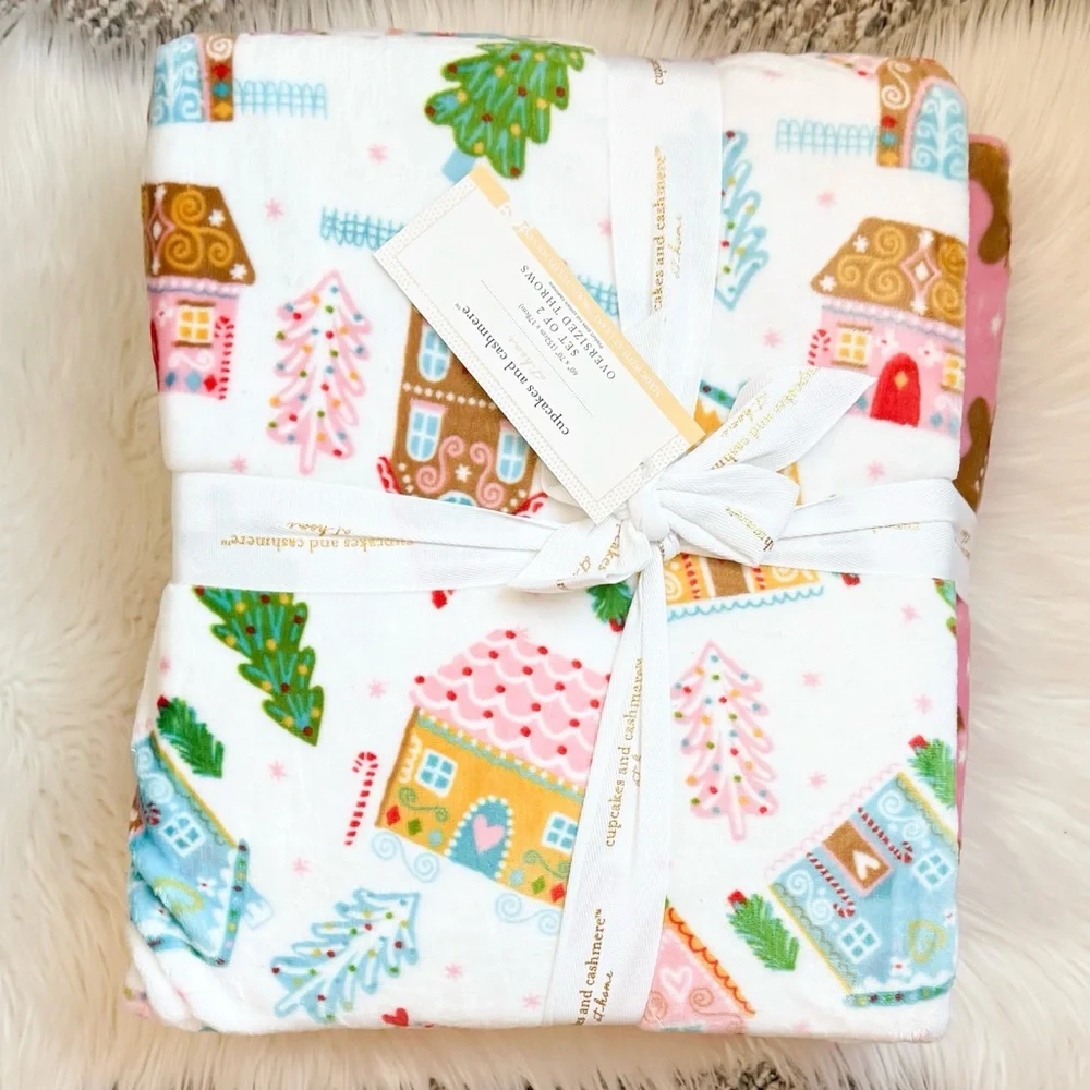 Gingerbread Lane Fleece Throw 2 Pack